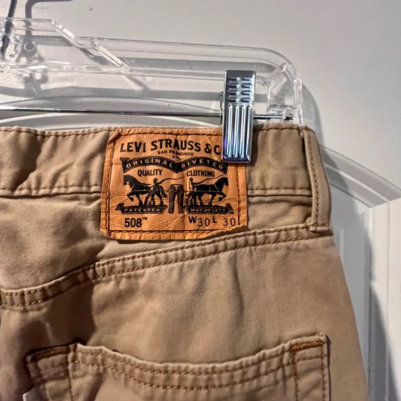 ~Levi’s~ Light Jeans (508) - Size 30 - Picture 5 of 5